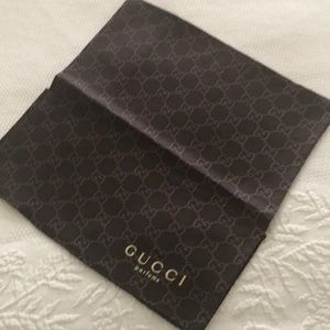 Gucci perfumes scarf